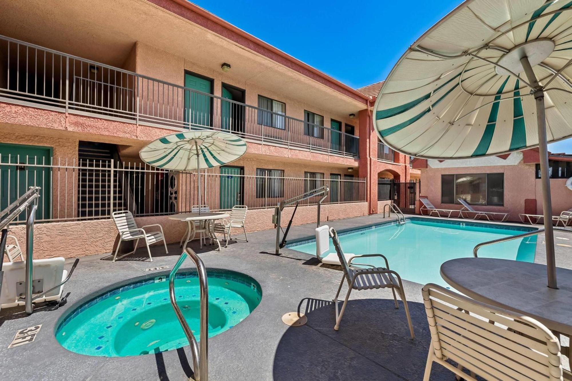 Days Inn By Wyndham Tucson Airport Exterior foto