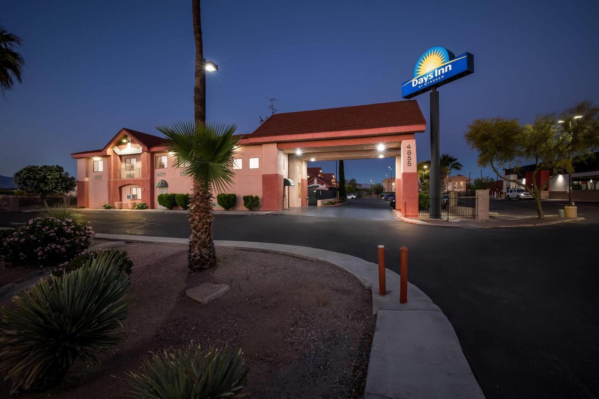 Days Inn By Wyndham Tucson Airport Exterior foto