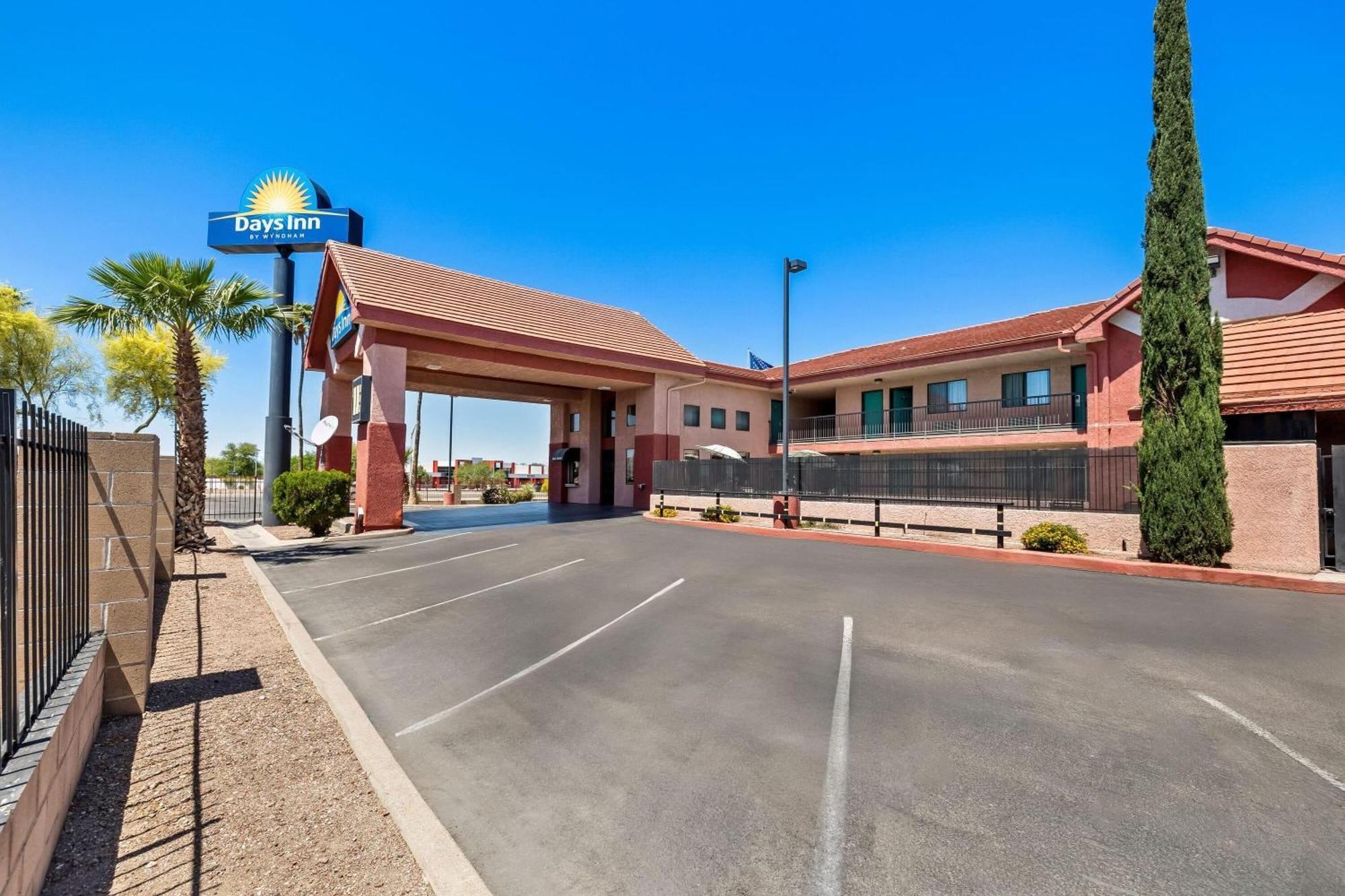 Days Inn By Wyndham Tucson Airport Exterior foto